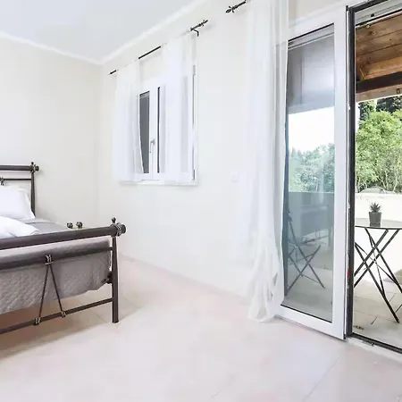 Elite Ena Villa