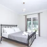 Elite Ena Villa Áno Korakiána